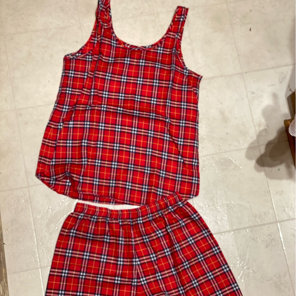 Burberry Red Nova Check 💯% Cotton Pajama Short Set! Like New! Perfect! ❤️❤️ - Picture 1 of 11